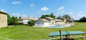 Maison charmante à Saint-Vincent-la-Châtre avec piscine partagée